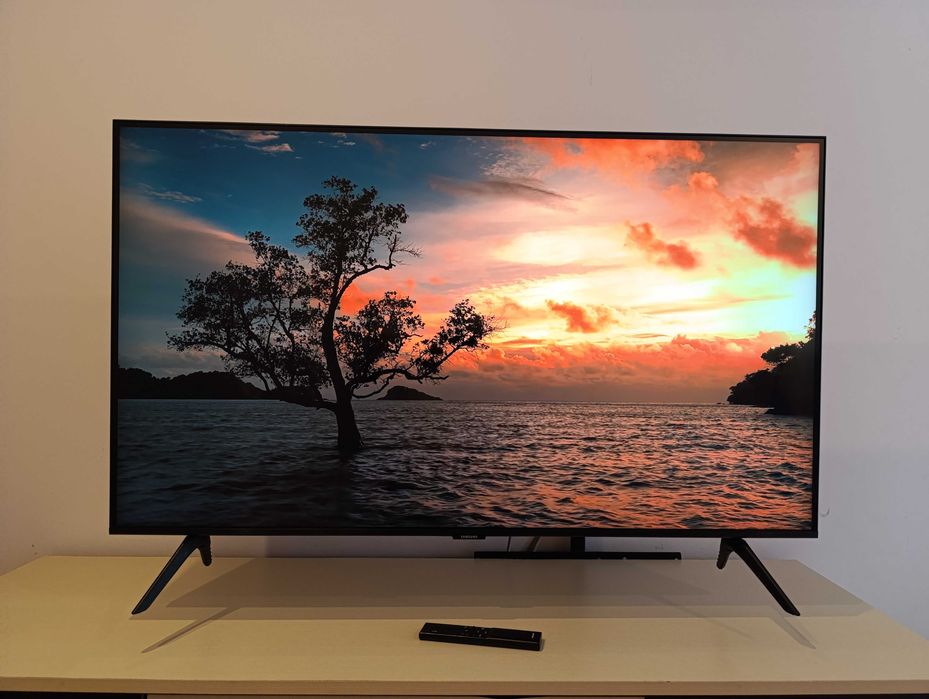 Телевізор Samsung GQ-43Q60TG 43 " (GQ43Q60TGUXZG)