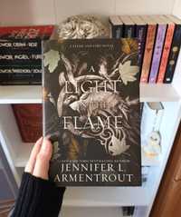 A Light in the Flame twarda oprawa - Jennifer L. Armentrout