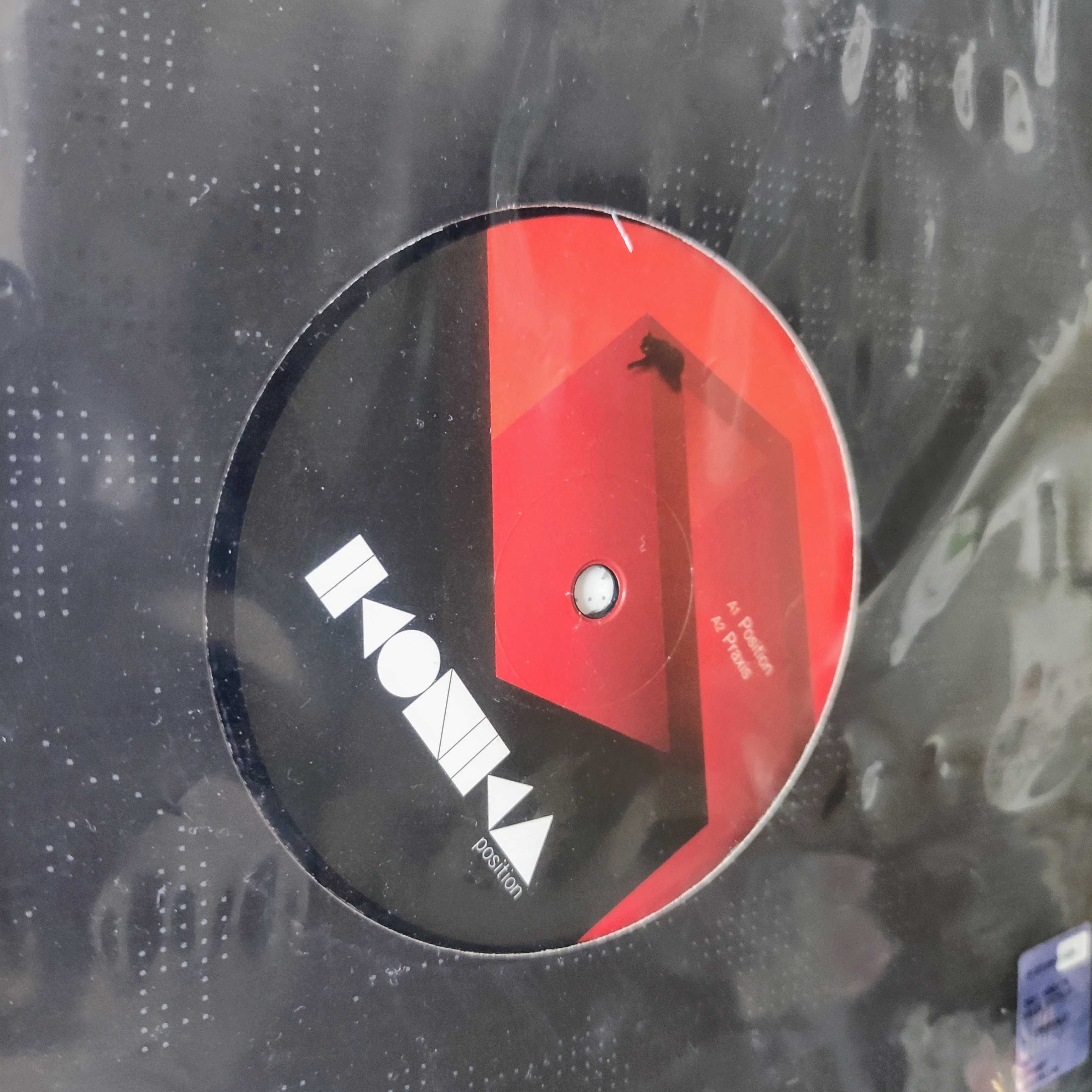 Ikonika - Position