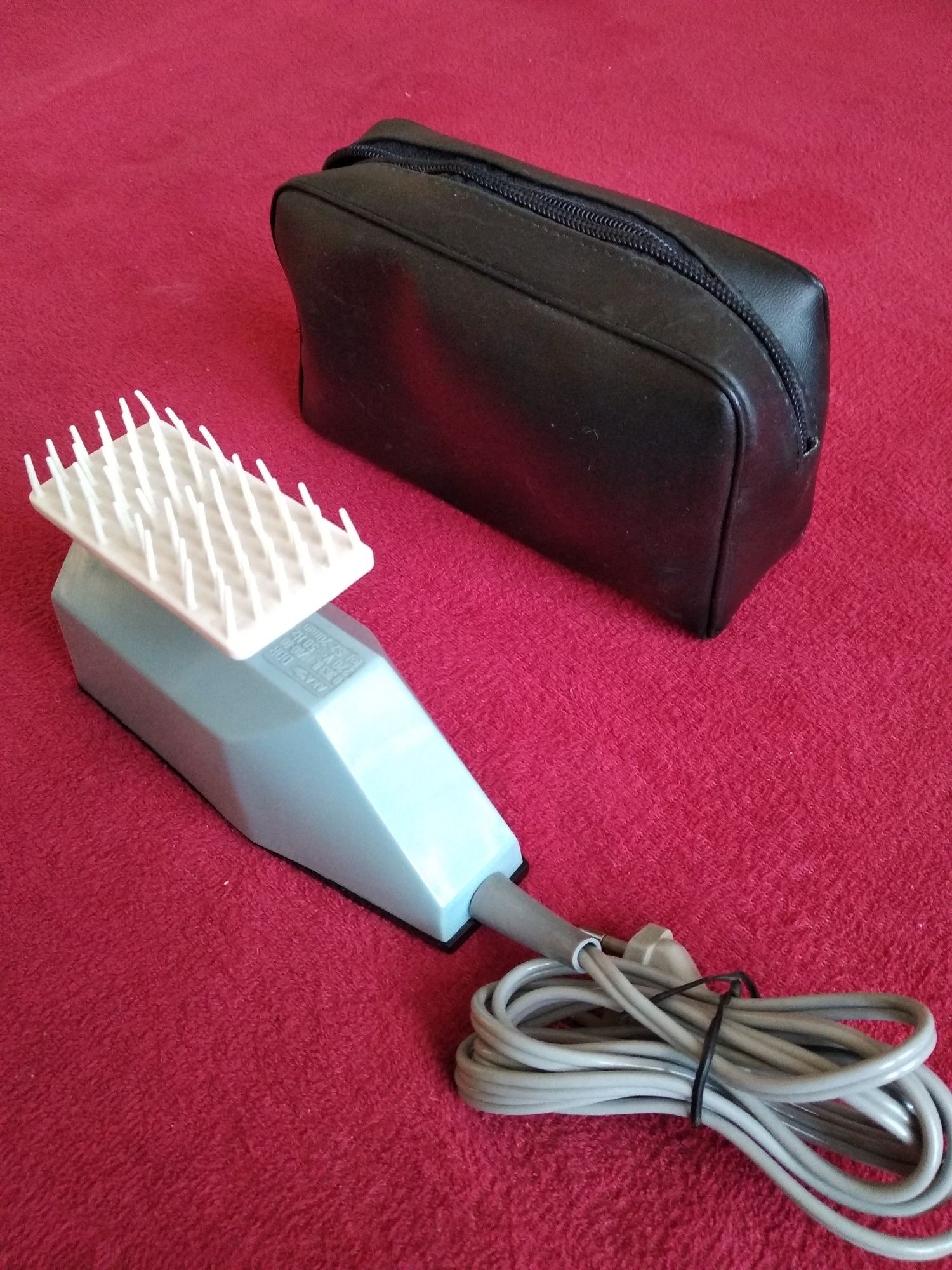 Masażer elektryczny DDR-NRD-PRL eksponat.