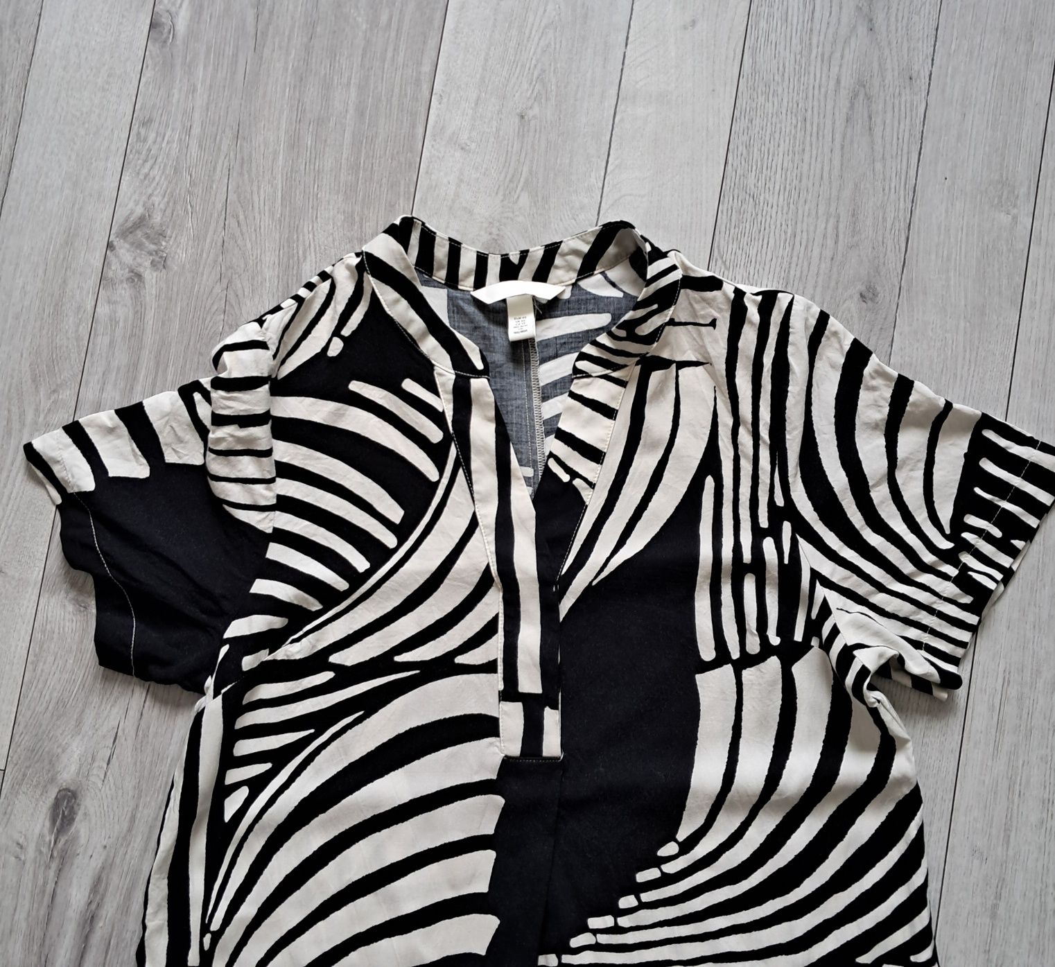 Przewiewna sukienka H&M rozm. XS