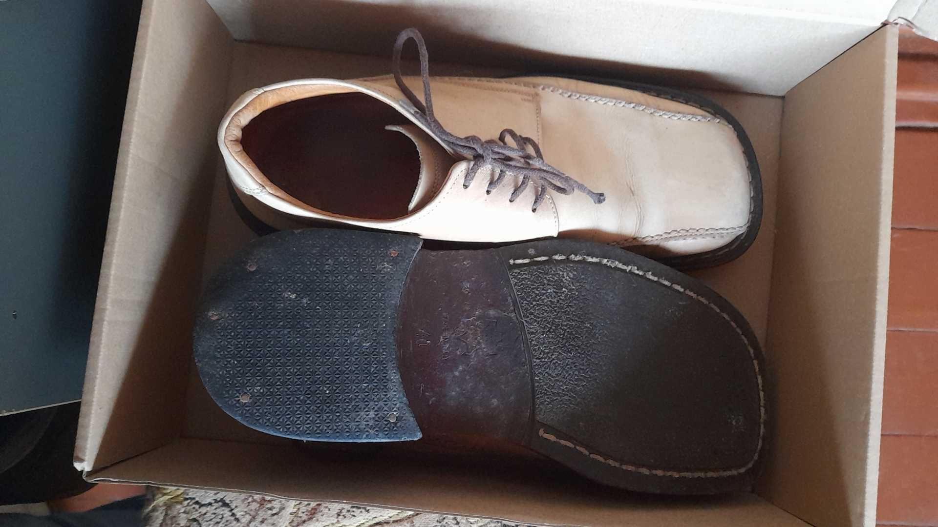 Шкіряні чоловічі туфлі