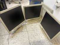 Monitory LCD VGA