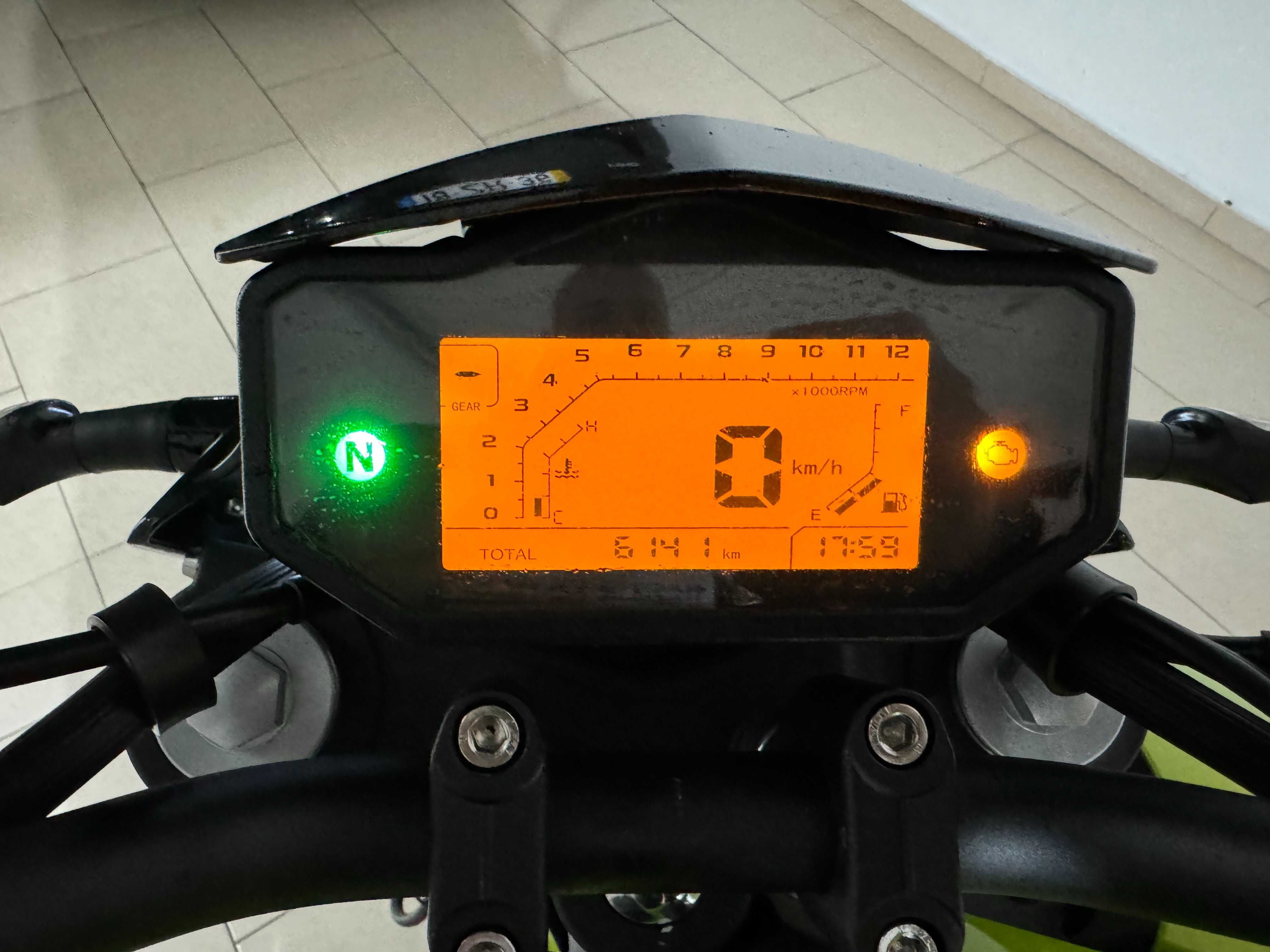 Keeway RKF 125 + LeoVince (2022)