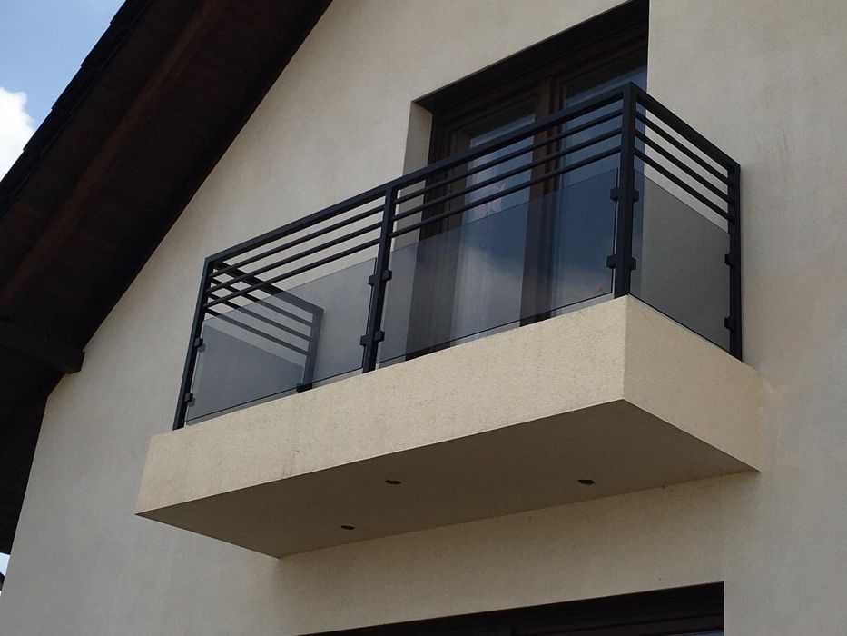 Balustrady szklane bariery