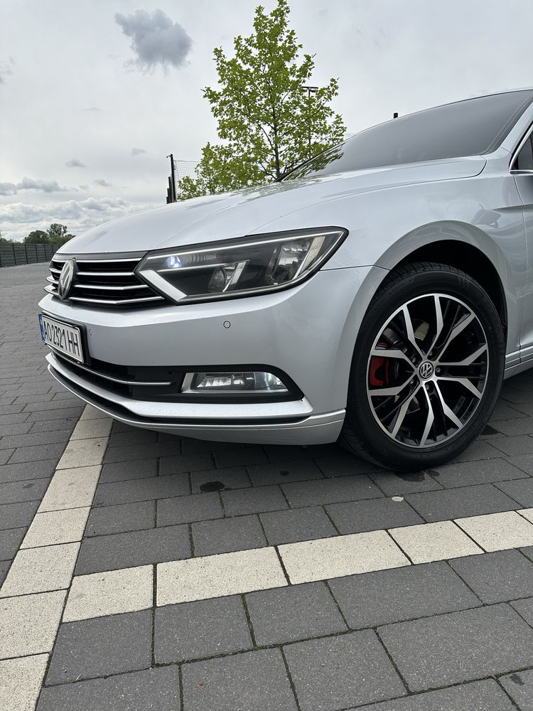 Volkswagen Passat B8 2015p