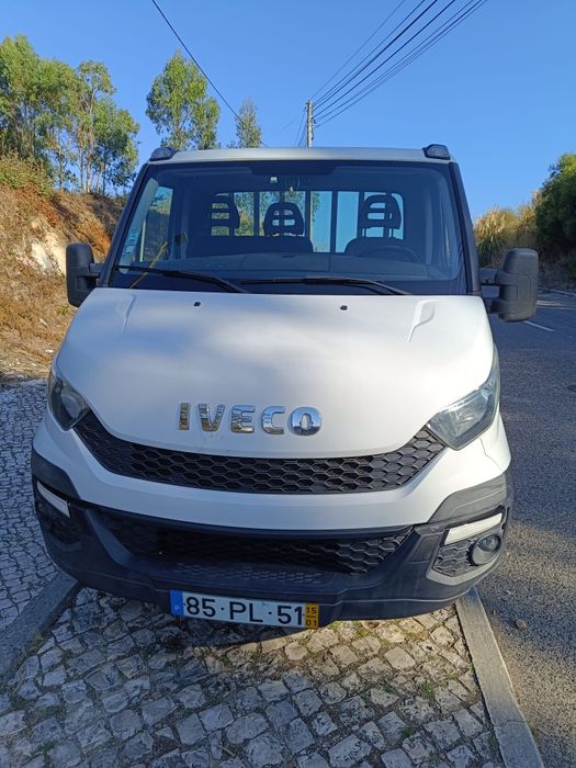 Iveco daily com MOTOR NOVO 0KM