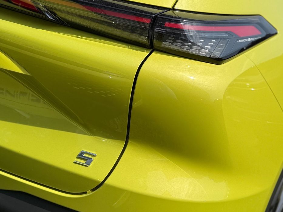 BAIC 5 BAIC Beijing 5 Luxury limonkowy