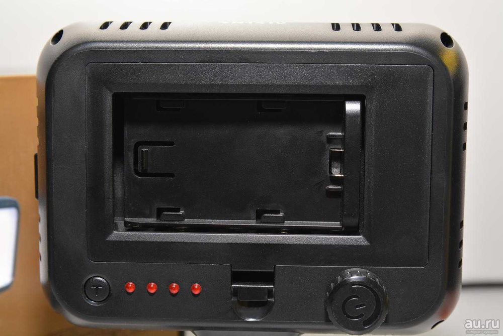 Накамерный свет LED - осветитель, видео-свет YONGNOU YN 1410