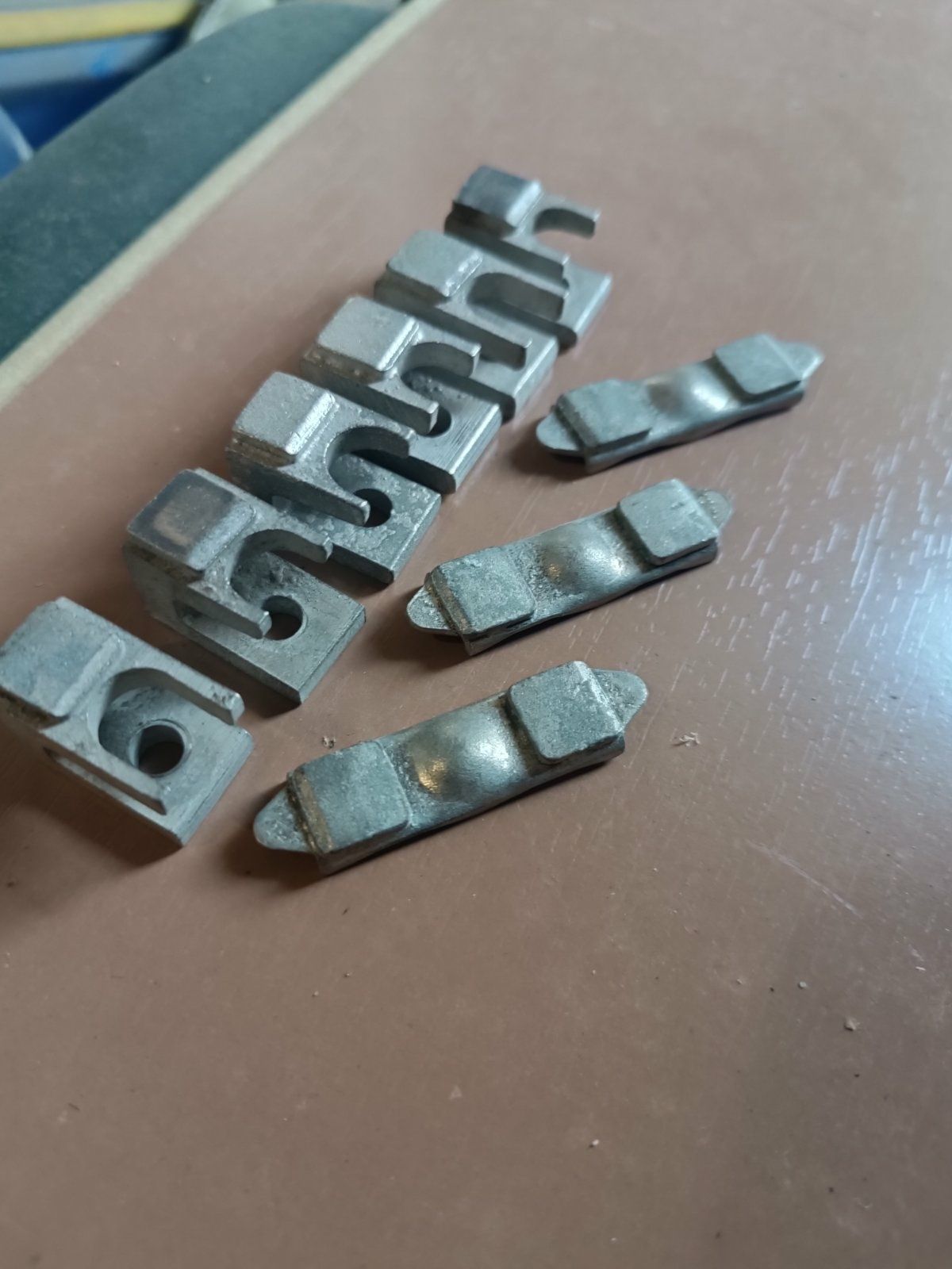 Продам контакты на ПАЕ611.КПЕ7и КПЕ5.ПАЕ411