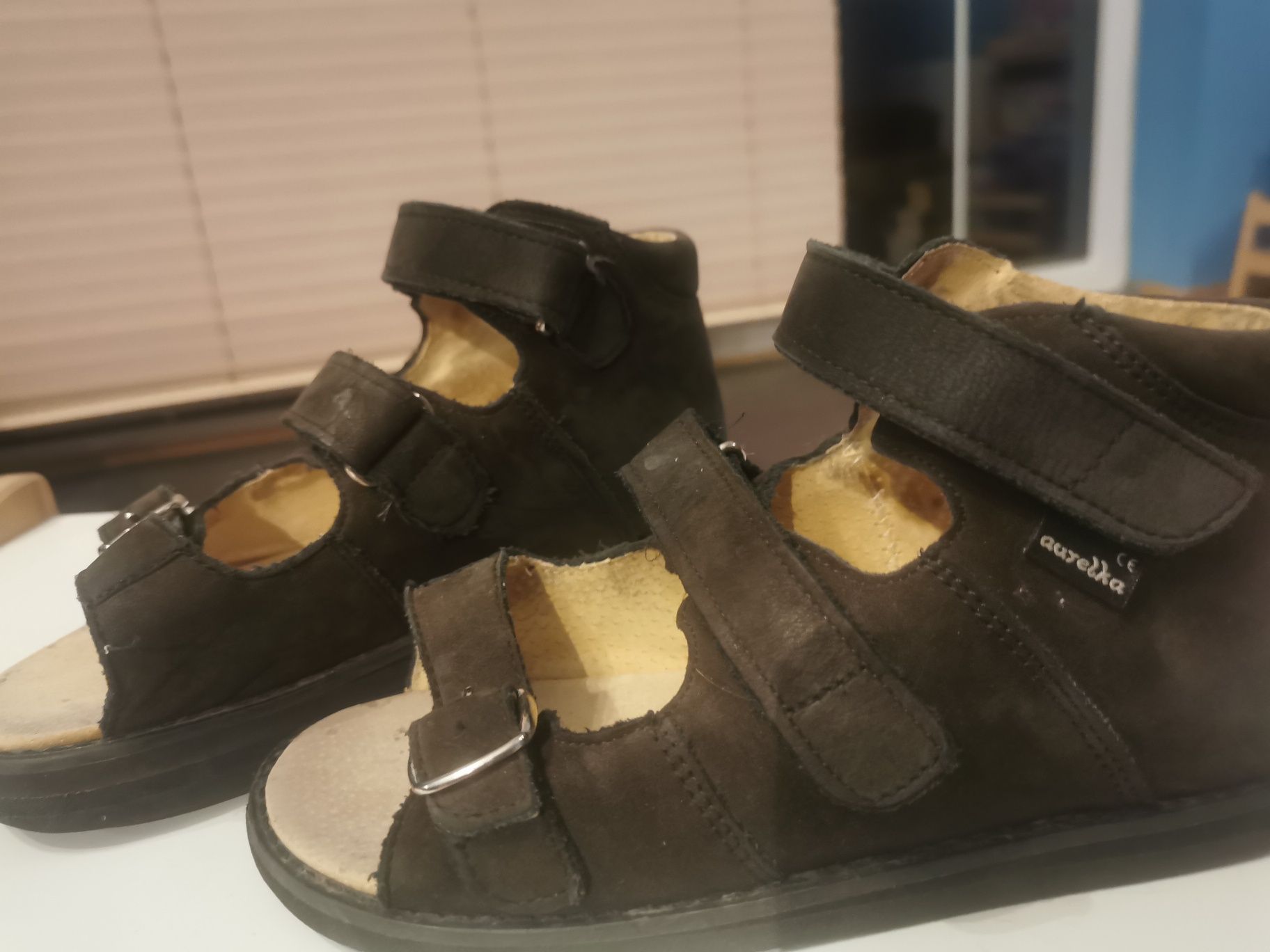 Buty do ortez Aurelka r 31 sandały, wyrównanie+1cm prawy but