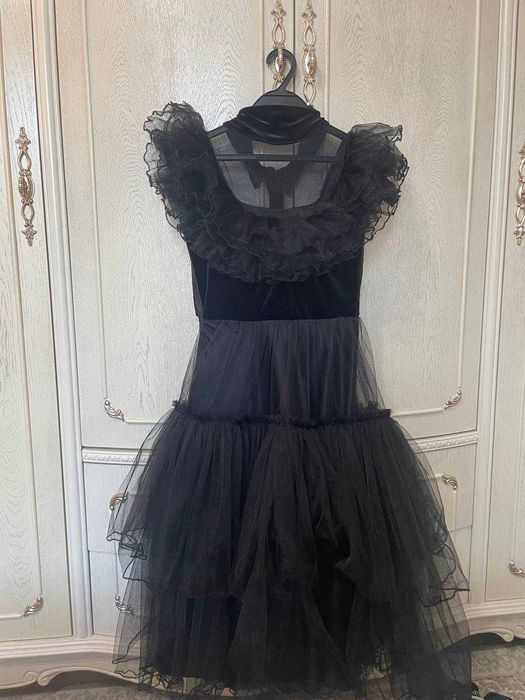 Чорна сукня  Венсдей