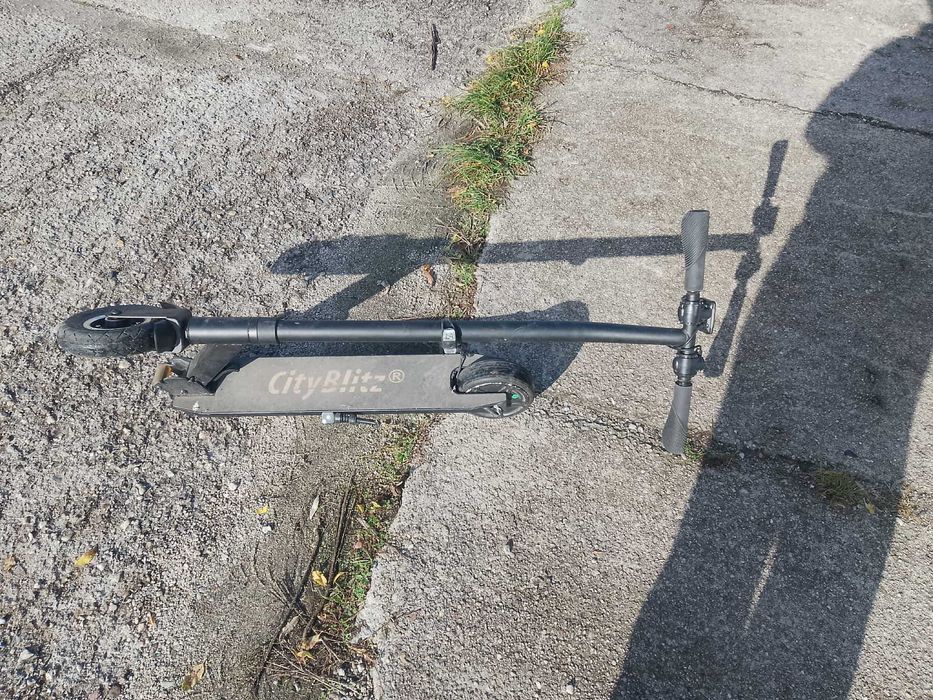 Hulajnoga CITY BLITZ Hulajnoga elektryczna