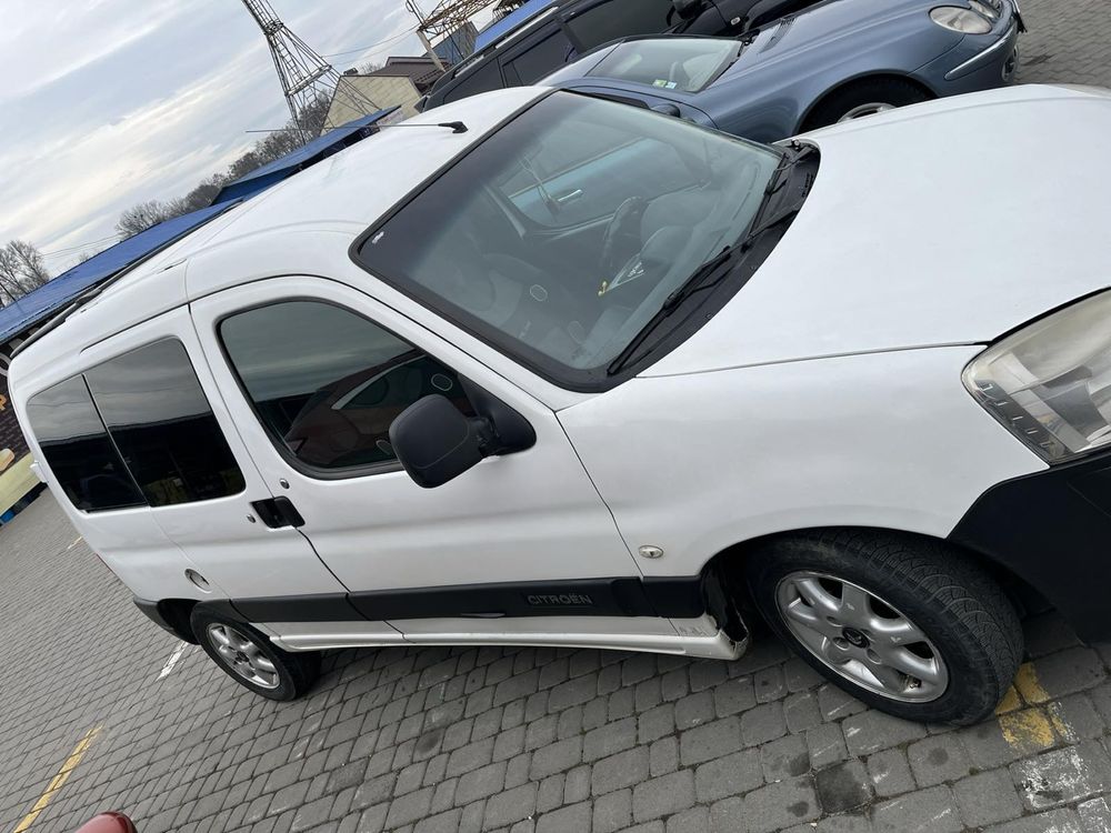 Продам Citroen 2008