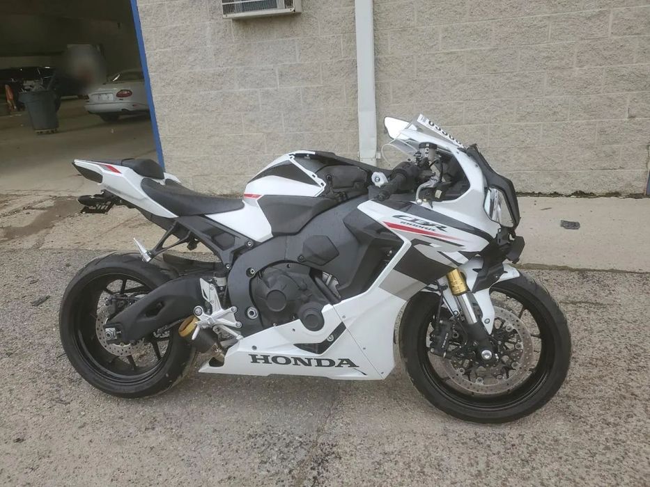 Honda CBR Honda  CBR 1000 RR 2025