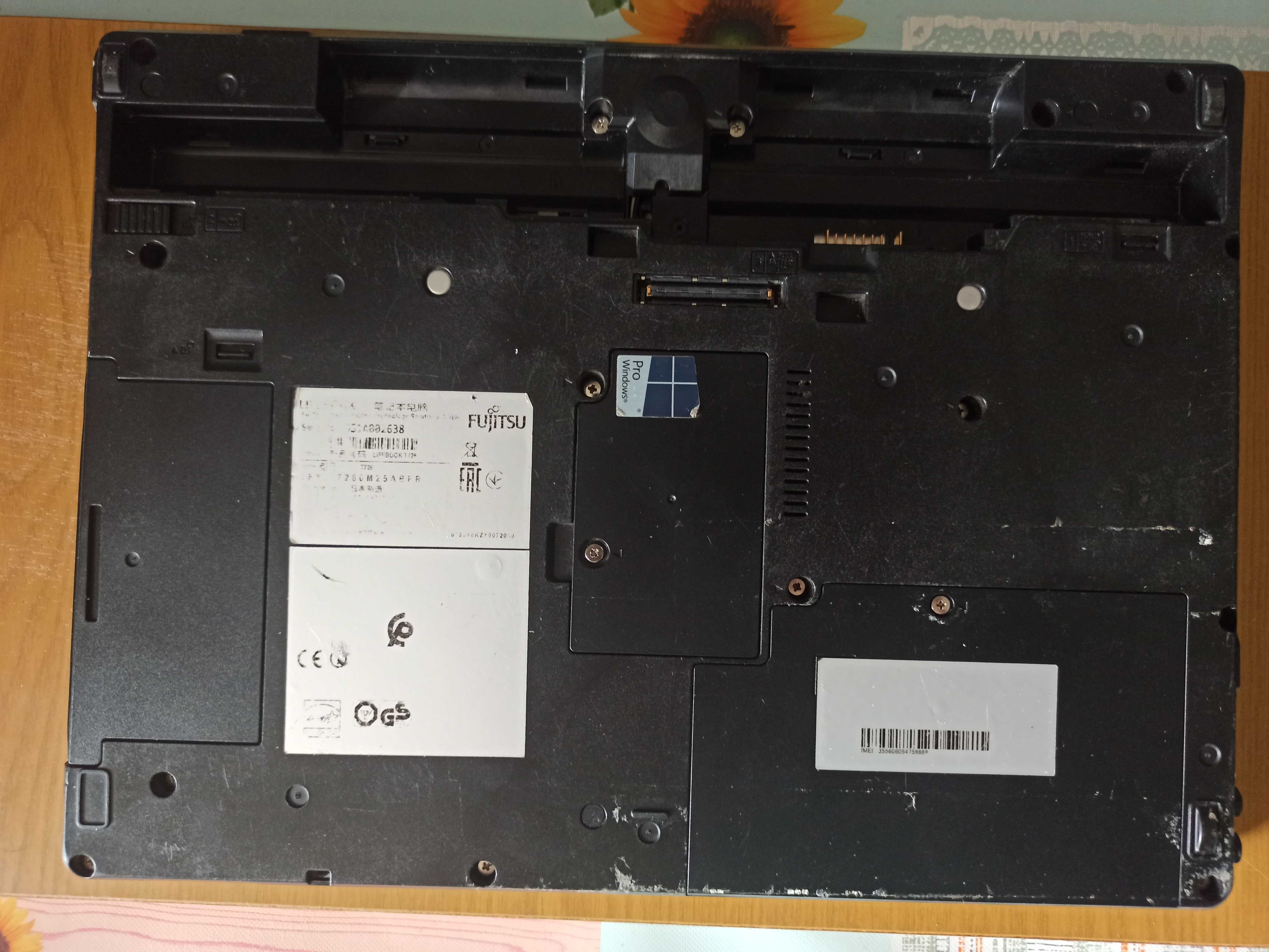 Трансформер Fujitsu Lifebook T726 i5-6300u, DDR4 4gb, SSD 120 Gb