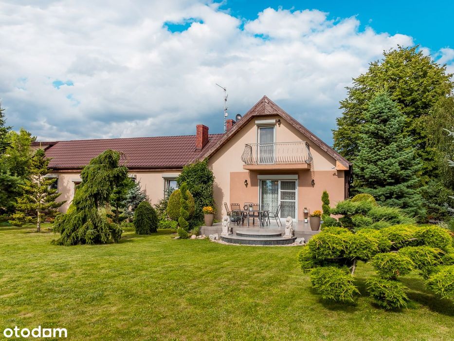 Cudna posiadłość nad jeziorem/2 domy/piękne apartamenty/duży potencjał