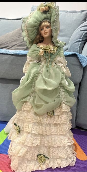 Boneca de porcelana