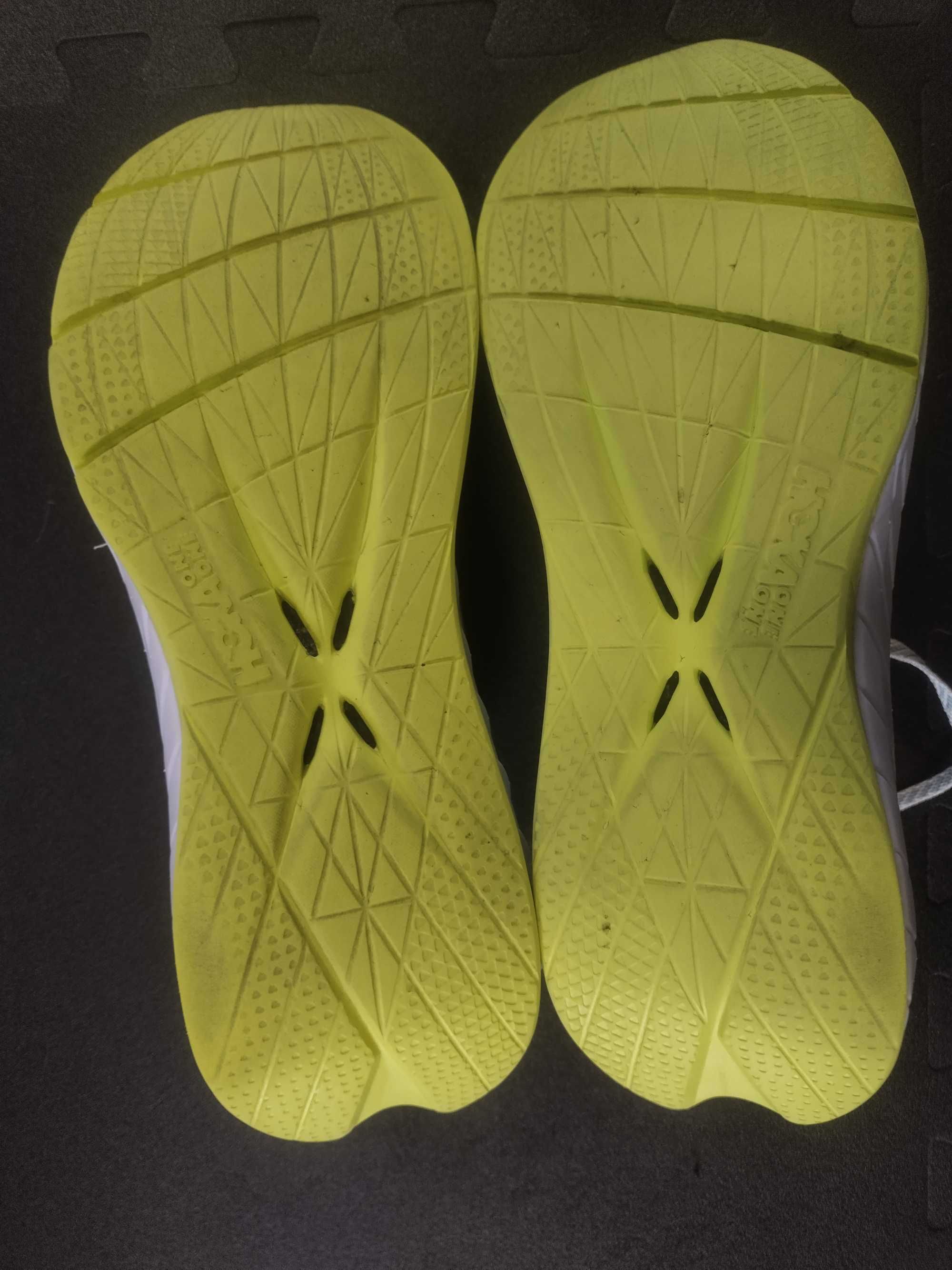 Buty do biegania męskie HOKA Carbon X 3 rozmiar 44 EU