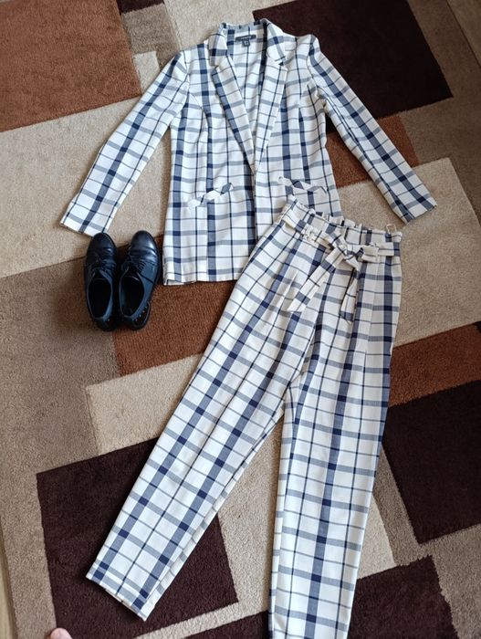 Garnitur damski w kratę , marynarka oversize 34 Primark
