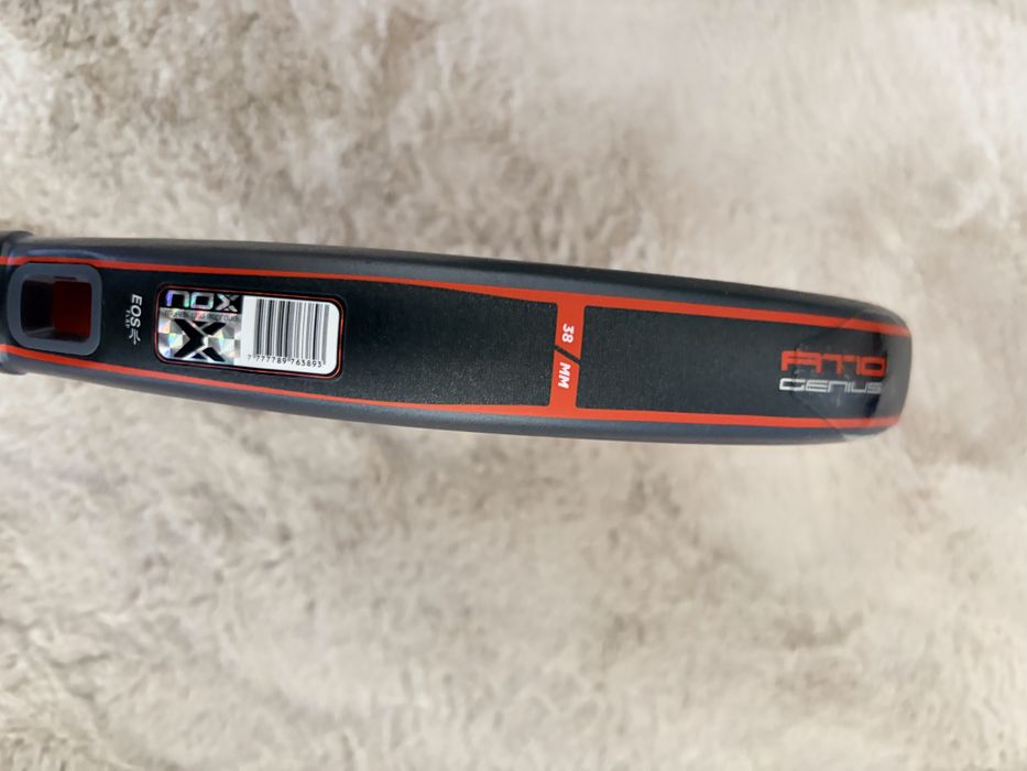 Raquete de Padel Nox AT10 18k 2025