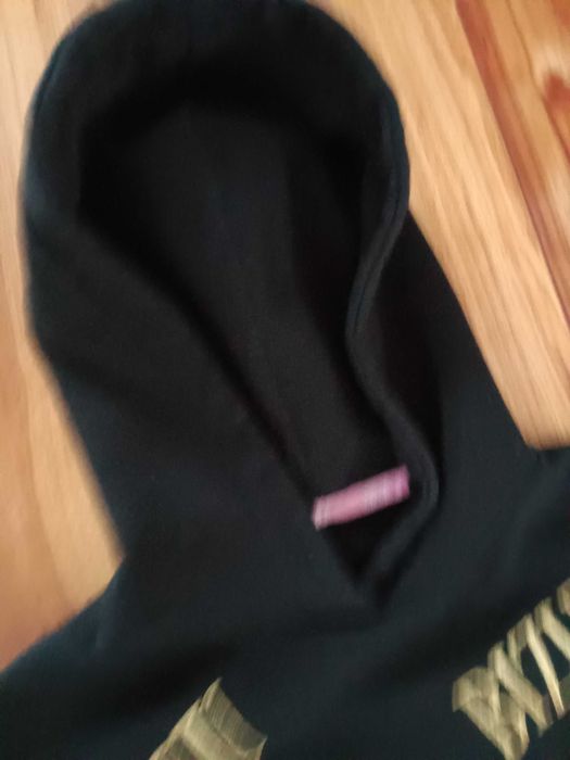 Bluza Bizuu Rozmiar z metki S ale wypada również na M czarna z logo