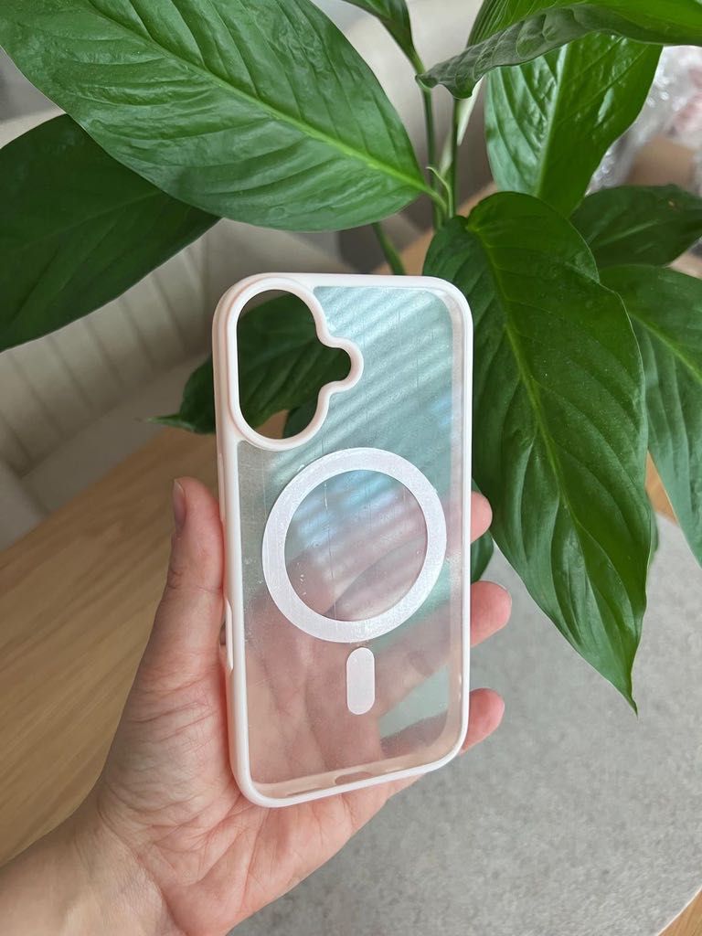 Etui iphone 16 czarne różowe transparentne