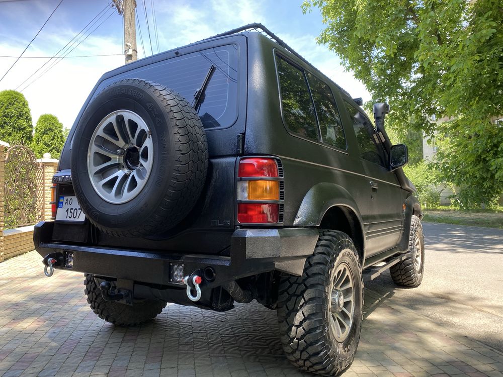 Mitsubishi Pajero 2