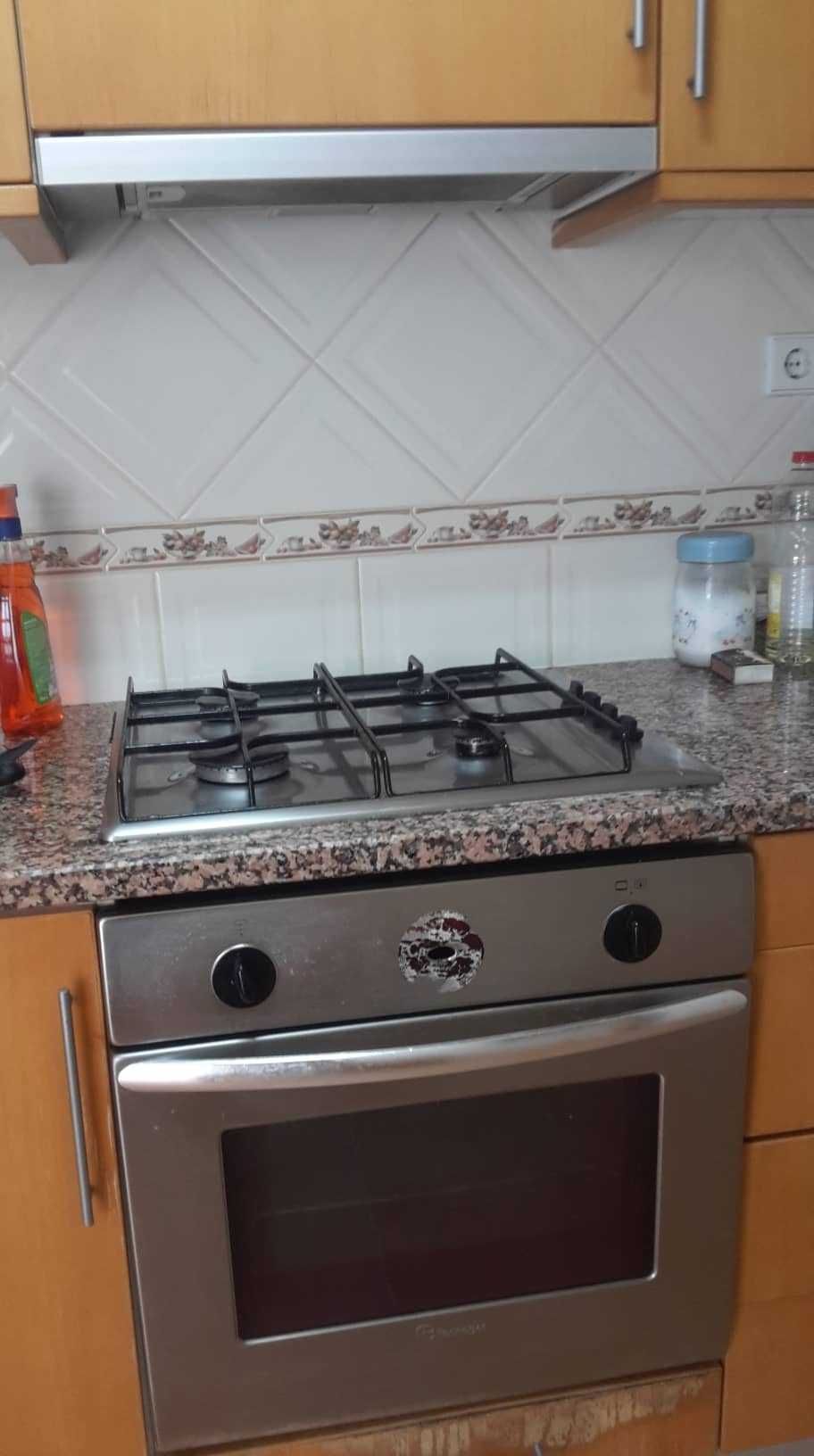 1-2 quartos vagos para estudantes (f/m) - Apartamento T3 Coimbra