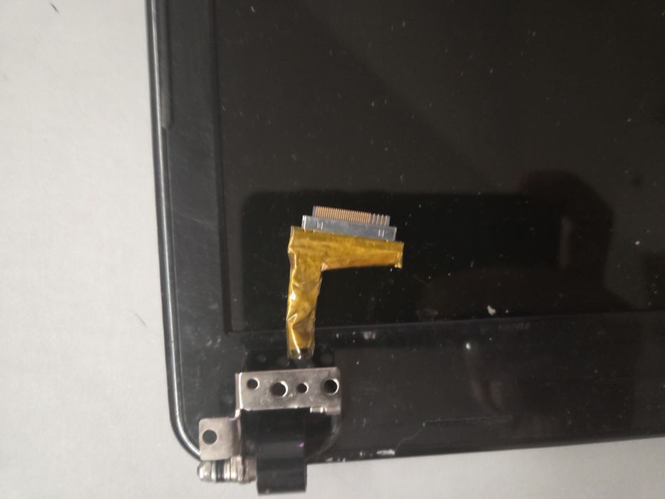 Sprzedam klapę Matrycy do laptopa HP Compaq mini 311