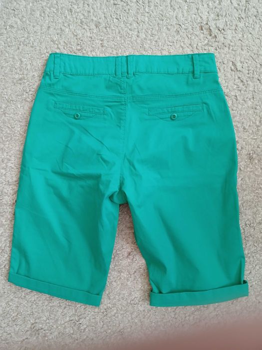 Spodenki, bermudy 36 Top Secret