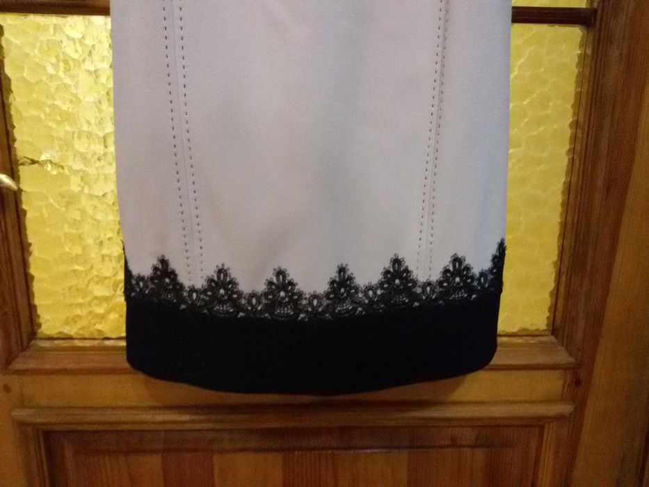 Стильный женский костюм  р 52 -54 торговой марки "Джей Эль" J&L .