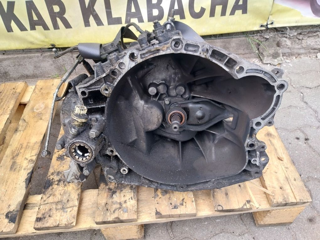 Citroen Xsara c5 Picasso 2.0 HDI skrzynia biegów manualna 20DM10