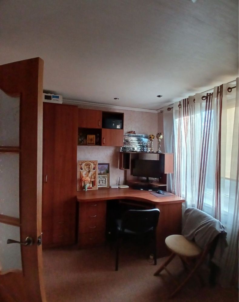Продам дом в Покотиловке , 150м2, участок 8( код 5211)