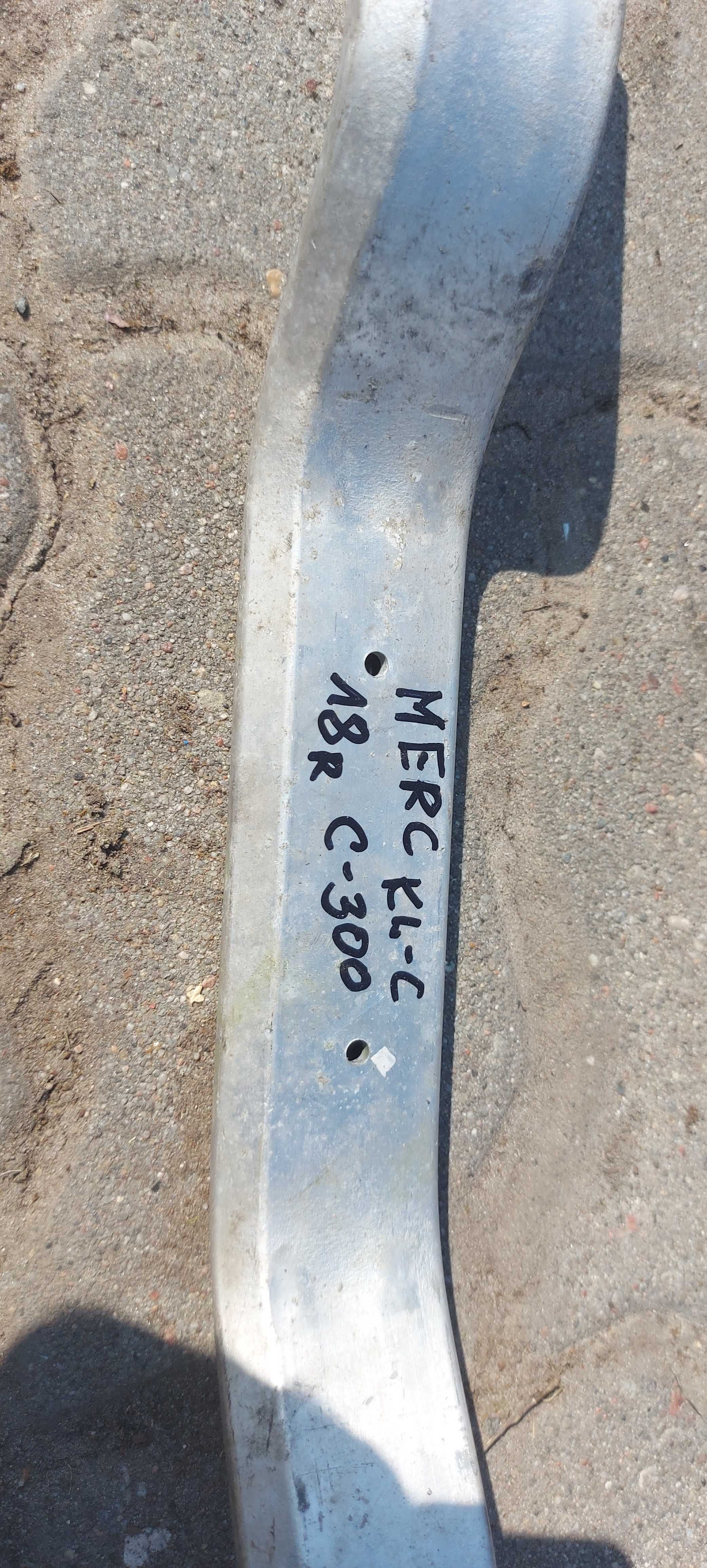 MERCEDES KLASA C W205 wspornik rozpórka wzmocnienie mocowanie