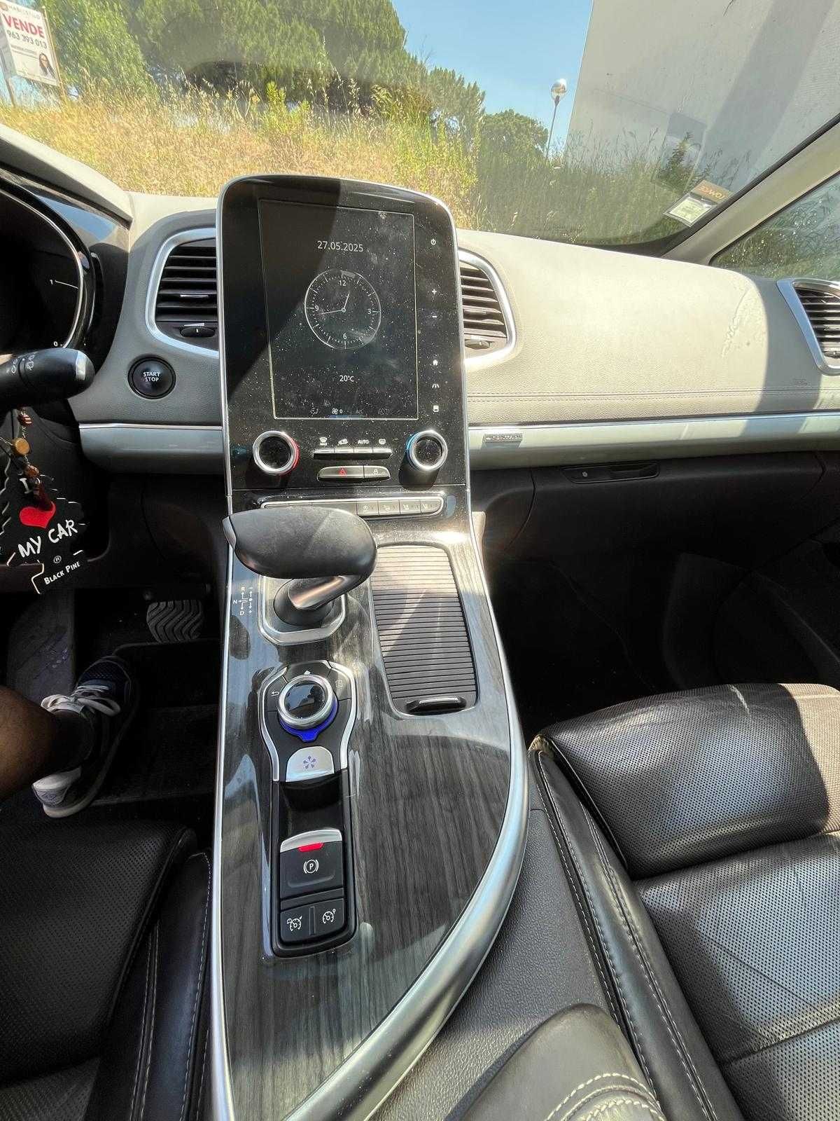 Renault Espace Initiale Paris