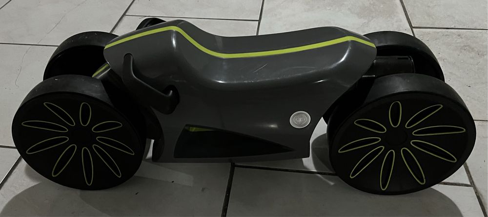 Carrinho para bebe treinar equilibro e impulsao