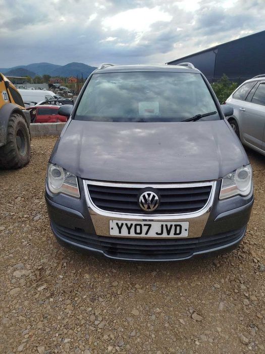 Продам Туран 1.9 TDI 2007 р механіка Touran 1.9