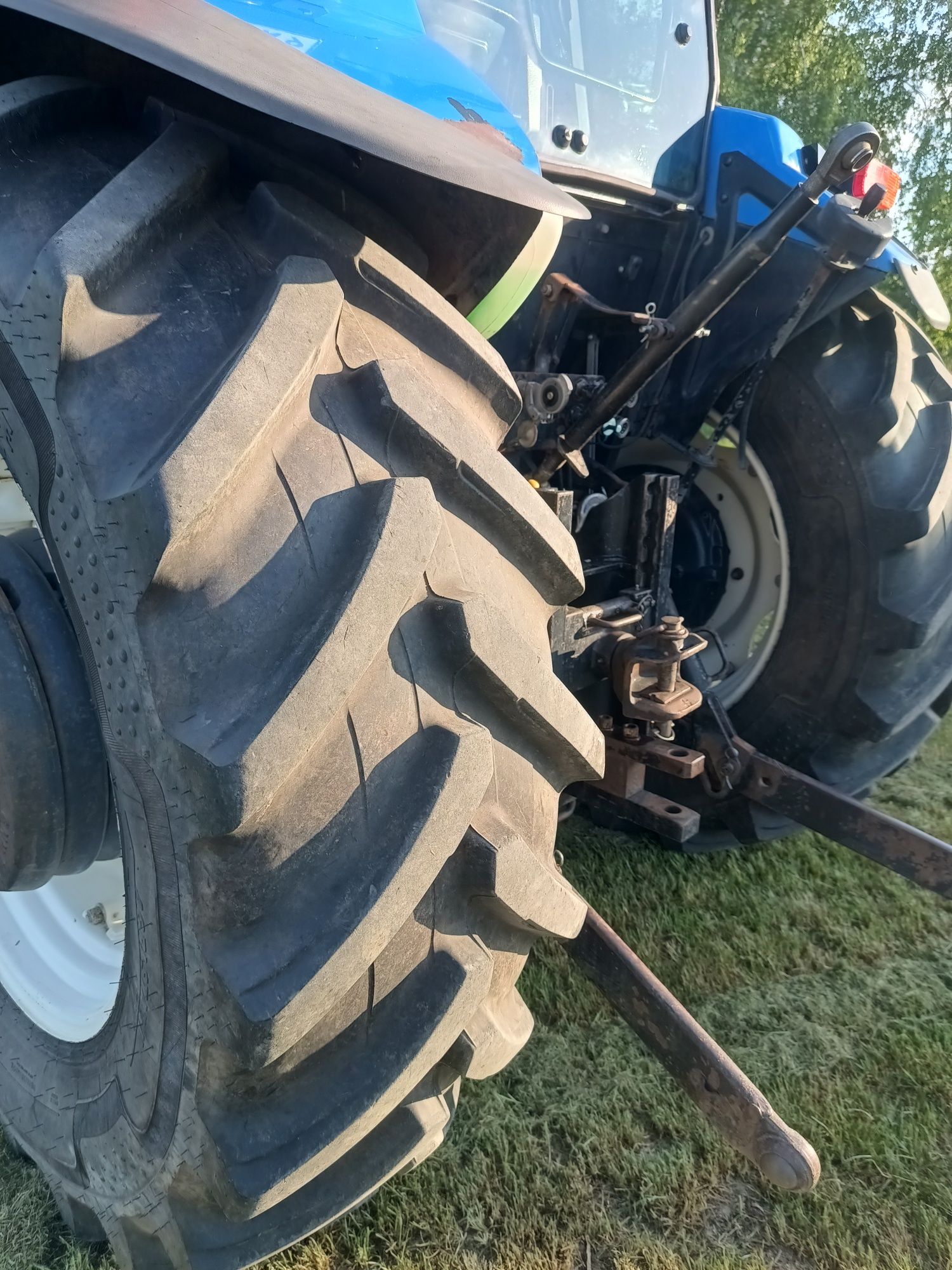 Sprzedam ciągnik New Holland TD 5050