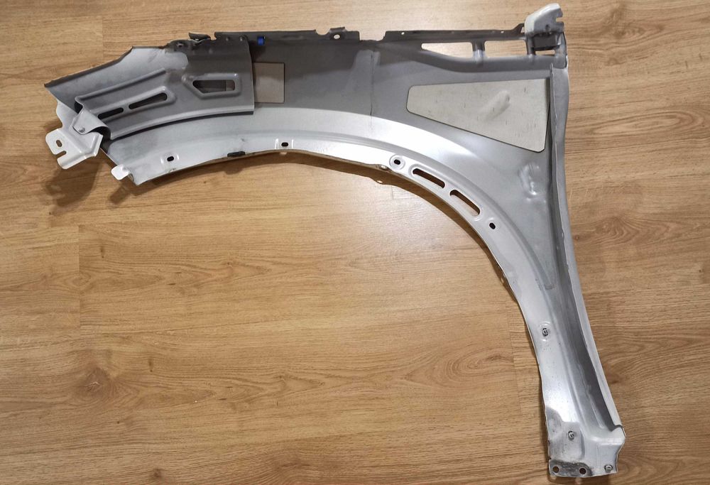 Крило переднє праве Infiniti QX50 2018-2021
