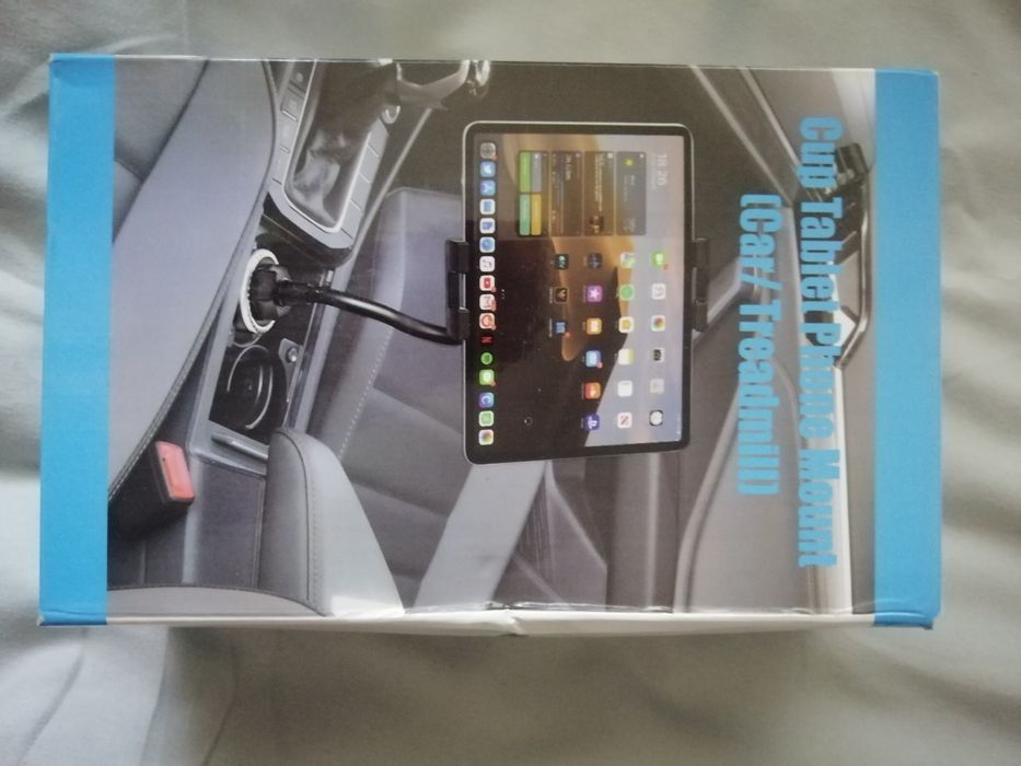 Uchwyt na tablet do samochodu