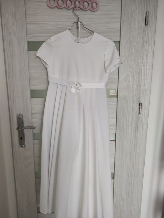 Sukienka komunijna, torebka, wianek