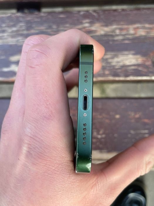 Айфон 13 на 128 Гб зелений