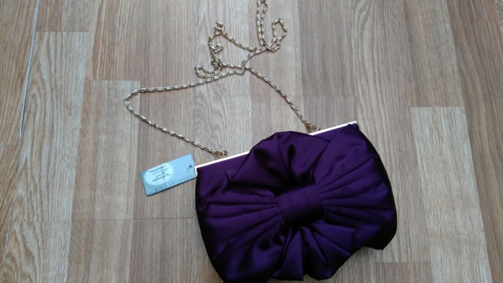 Облегающее платье ONYX фиолетового цвета