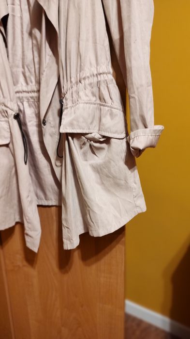 Narzuta damska  kremowa