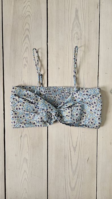 Crop top letni Zara XS 34 36 S kwiaty bluzka na ramiączkach stanik