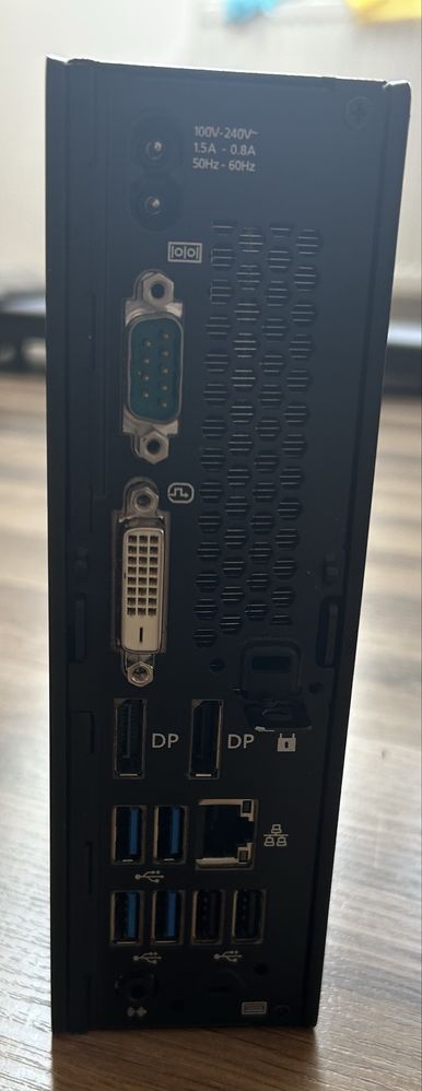 Mini PC Fujitsu Esprimo Q957 i5-7500T 8GB DDR4 SSD M.2 256GB W10