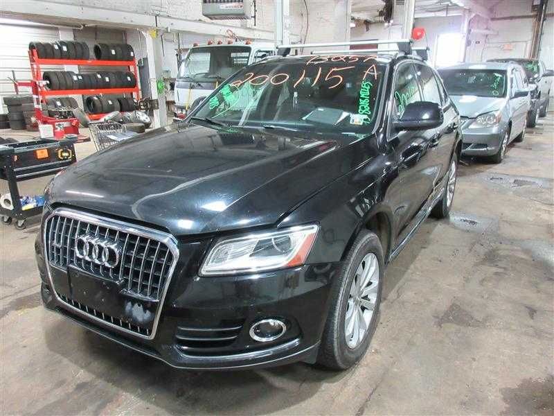 Капот та інше  Audi Q5 FY 8R розборка