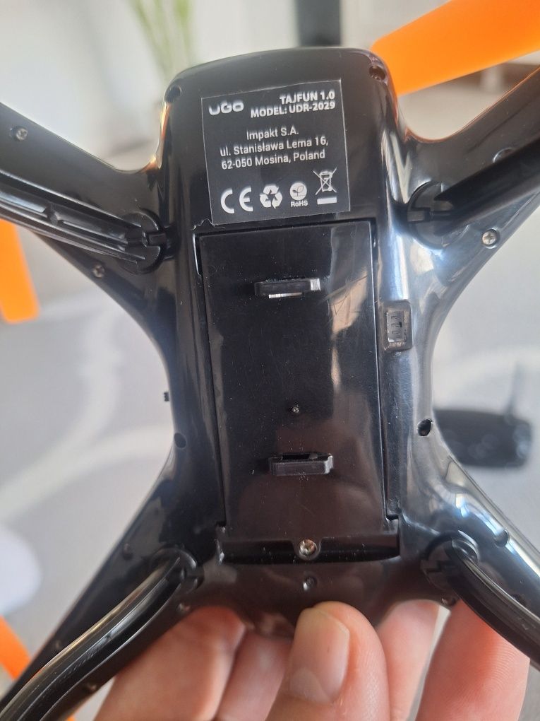 Dron Ugo Tajfun.