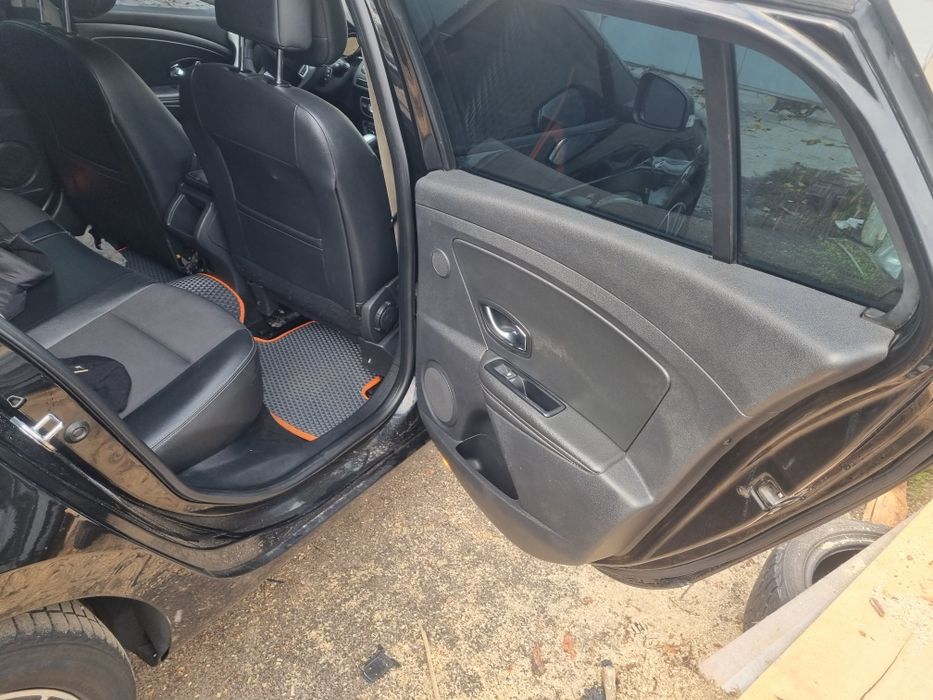 Renault Megane 3 BOSE 1.5 DCI 12року